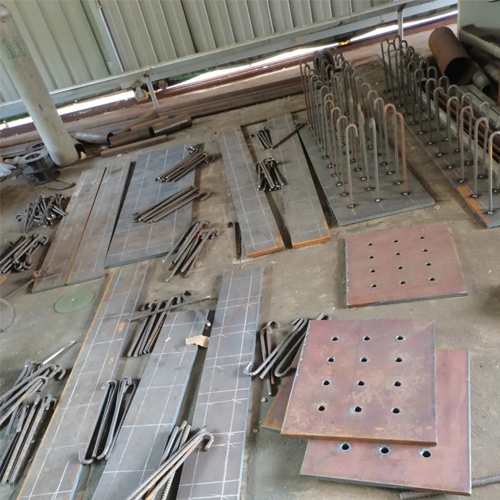 有哪些其他因素会影响襄樊预埋件位置的确定？